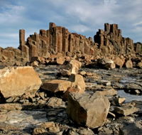 Bombo Headland Kiama - Tourism Canberra