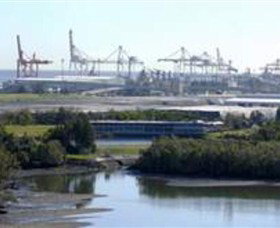 Port Of Brisbane Visitors Centre - Tourism Canberra 3