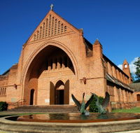 Christ Church Cathedral Grafton - Tourism Canberra