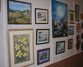 Clock Tower Gallery - Tourism Canberra 1