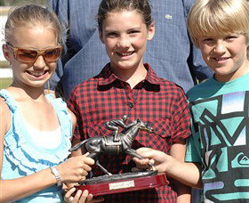 Moruya Racecourse - Tourism Canberra 2