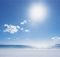 Hawks Nest Beach - Tourism Canberra