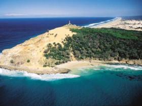Moreton Island Lighthouse - Tourism Canberra 1