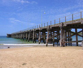 Jetty Beach - Tourism Canberra 1