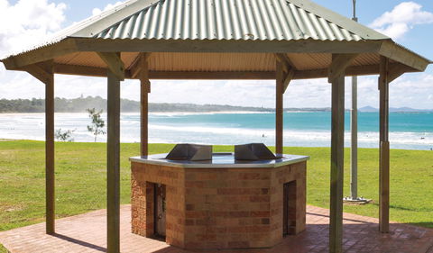 Woolgoolga Beach And Headland - Tourism Canberra 3