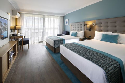 Sea World Resort And Water Park - Tourism Canberra 1