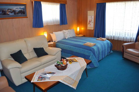 Sages Haus Bed And Breakfast - Tourism Canberra 2