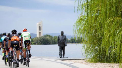 R G Menzies Walk - Tourism Canberra 0