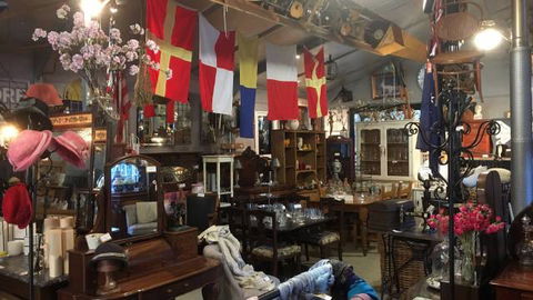 Village Antiques Bungendore - Tourism Canberra 0