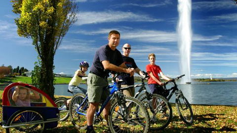 Lake Burley Griffin - Tourism Canberra 0