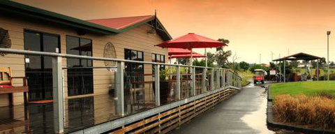 Thorny’s Putt-Putt - Tourism Canberra 0