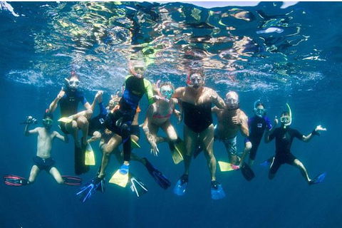VIP Luxury Chartered Escapes, Exploring The Reef At Your Own Pace - Tourism Canberra 13