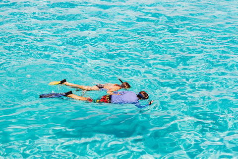 VIP Luxury Chartered Escapes, Exploring The Reef At Your Own Pace - Tourism Canberra 29