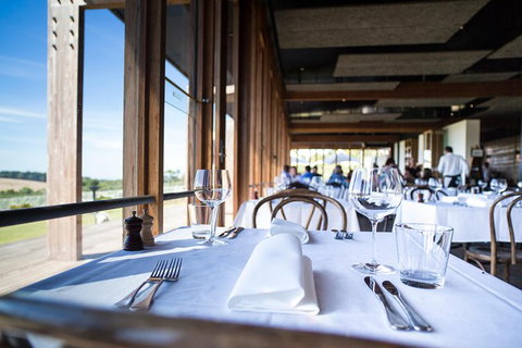 Estate To Plate: Montalto Vineyard Gourmet Lunch And Wine-Tasting Tour - Tourism Canberra 1