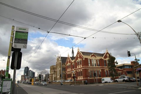 Melbourne Attractions Pass Including Melbourne Zoo, Hop-on Hop-off Bus And SEA LIFE Aquarium - Tourism Canberra 7