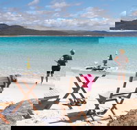 4x4 and Lunch Full Day Freycinet and Wineglass Bay - Tourism Canberra