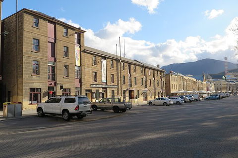 Old Hobart Pub Walking Tour - Tourism Canberra 6