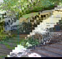 Barossa Valley Wineries Tour with Tastings and Lunch from Adelaide - Tourism Canberra