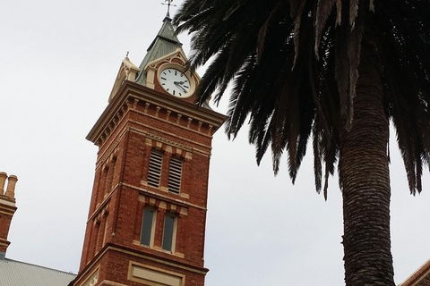 Adelaide Walking Tour: Hills, Squares And Parklands - Tourism Canberra 5