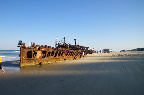 All-Inclusive 2-Day Fraser Island Tour - Tourism Canberra 0