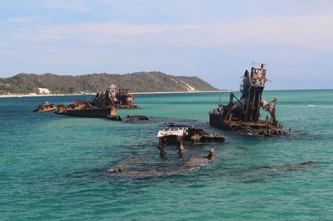 Moreton Island Snorkel And Sandboarding 4WD Day Trip From Brisbane - Tourism Canberra 2