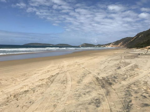 5-Day Fraser Island And Great Barrier Reef Tour - Tourism Canberra 3