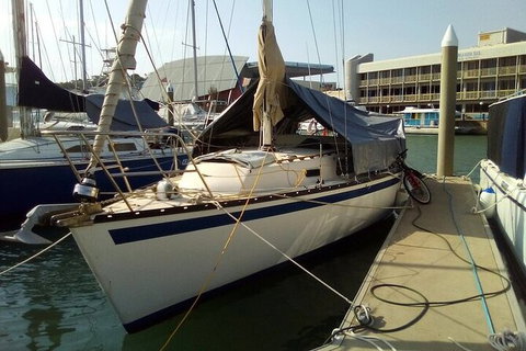 Townsville Lunchtime Sailing Cruise Boat Tour - Tourism Canberra 5