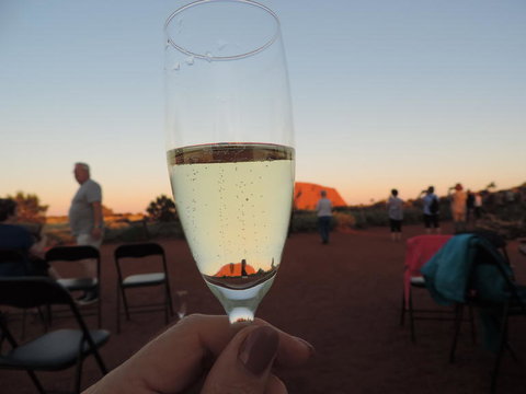 Uluru And Kata Tjuta Experience With BBQ Dinner - Tourism Canberra 2