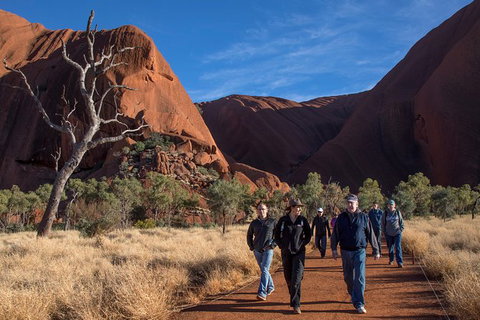 Highlights Of Uluru Including Sunrise And Breakfast - Tourism Canberra 4