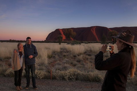 Highlights Of Uluru Including Sunrise And Breakfast - Tourism Canberra 1