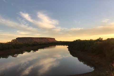 Mount Conner 4WD Small Group Tour From Ayers Rock Including Dinner - Tourism Canberra 3