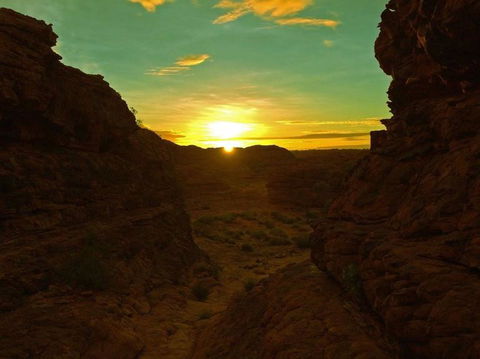 3-Day Ayers Rock To Alice Springs Camping Tour Including Kings Canyon, Kata Tjuta And Uluru - Tourism Canberra 9