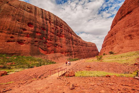 Kata Tjuta Sunrise And Valley Of The Winds Half-Day Trip - Tourism Canberra 10