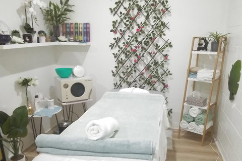 1 Hr Full Body Massage - Tourism Canberra 0