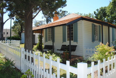 La Trobe's Cottage - Tourism Canberra 2