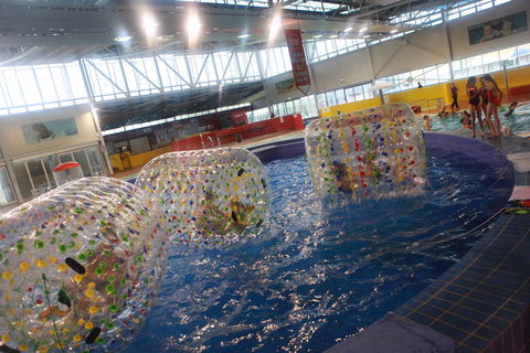Oasis Regional Aquatic Centre - Tourism Canberra 0