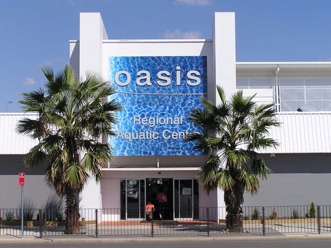 Oasis Regional Aquatic Centre - Tourism Canberra 1