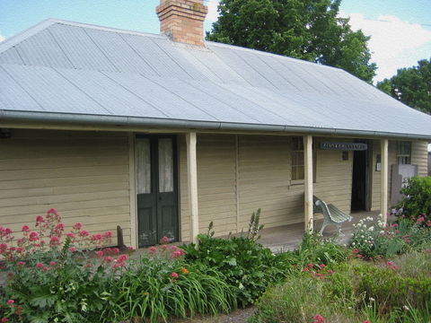 Pioneer Cottage And Museum - Tourism Canberra 0