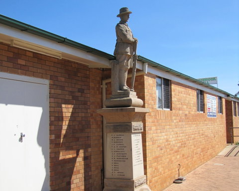 Westbrook War Memorial - Tourism Canberra 0