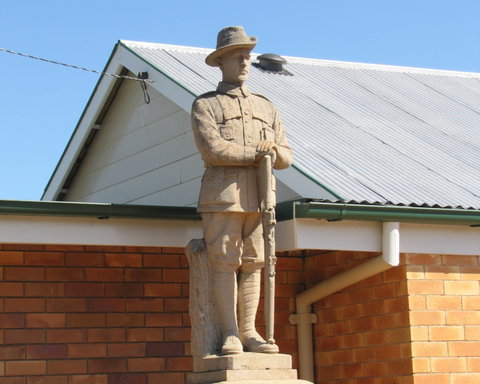 Westbrook War Memorial - Tourism Canberra 1
