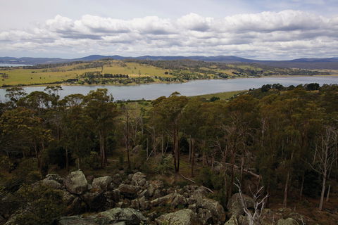 Brady's Lookout - Tourism Canberra 0