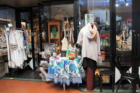Country House Gifts And Homewares - Tourism Canberra 0