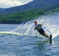 Lake Eildon - Tourism Canberra