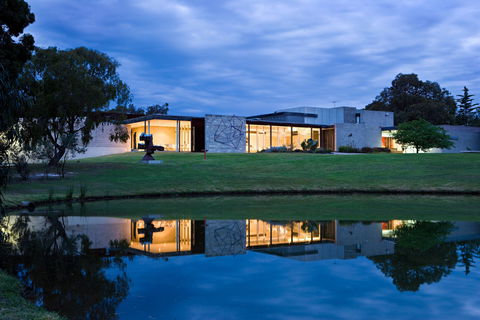 McClelland Sculpture Park + Gallery - Tourism Canberra 1