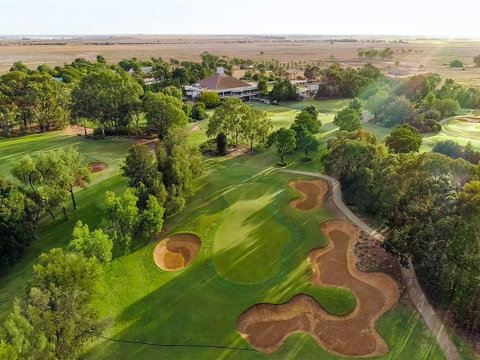 Murray Downs Golf And Country Club - Tourism Canberra 0