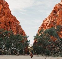 Simpsons Gap - Tourism Canberra
