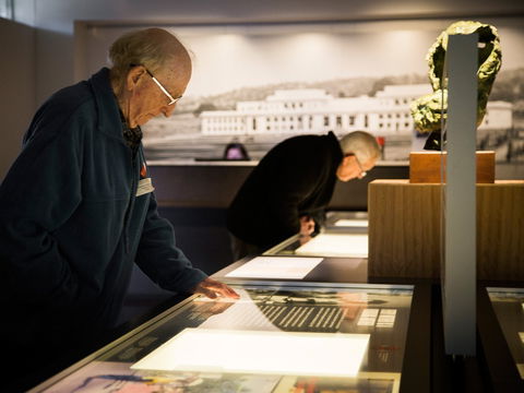 A Changing Australia: The Time Of Gough Whitlam - Tourism Canberra 2
