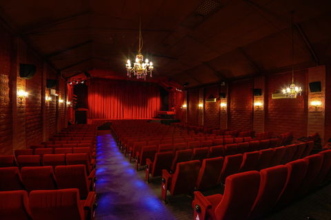 Avoca Beach Picture Theatre - Tourism Canberra 1