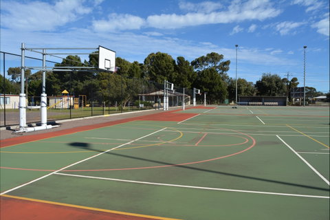 Cleve Sporting Facilities - Tourism Canberra 0