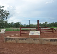 Durack Memorial - Tourism Canberra